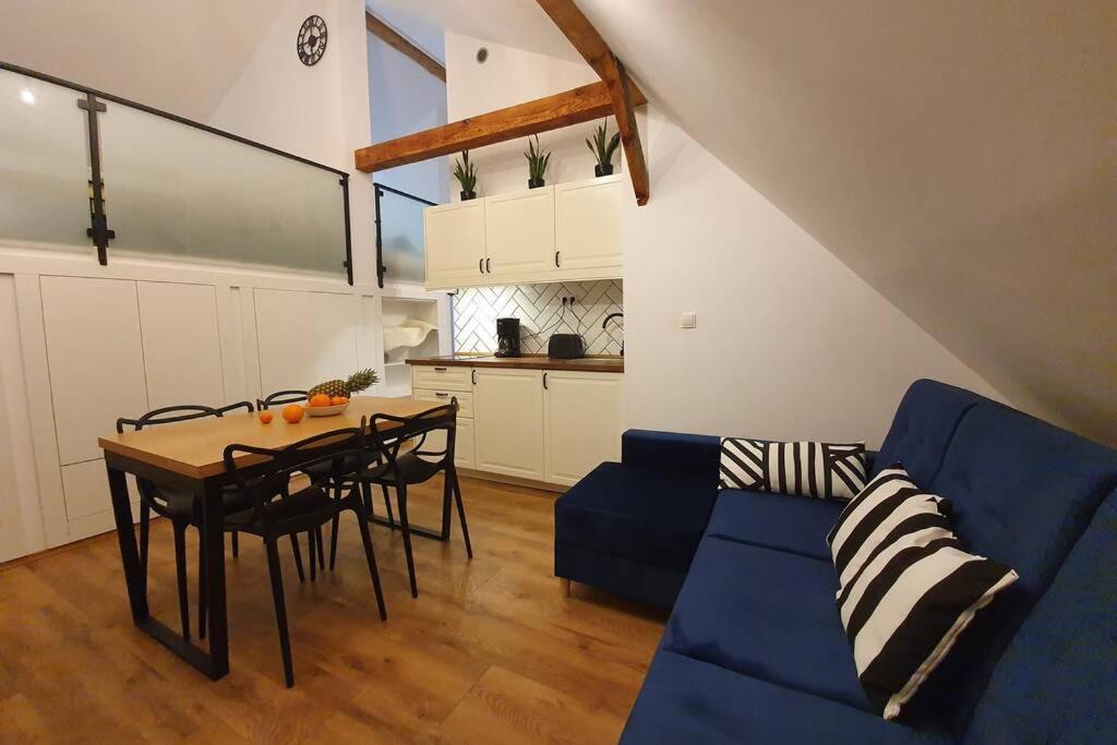 Koci Dom Loft Apartment Величка Екстериор снимка