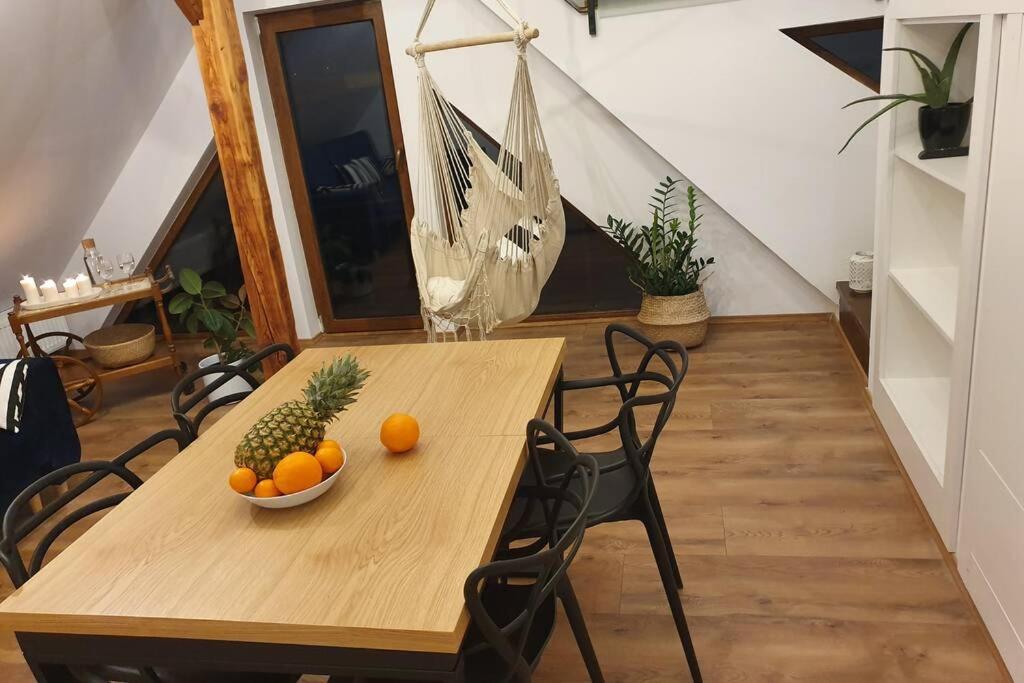 Koci Dom Loft Apartment Величка Екстериор снимка